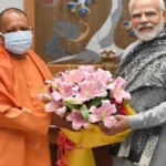modi yogi sath me