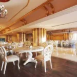 Aaj Ka Vastu: Hotel का मुख्य द्वार इस दिशा में बनवाएं, होगा लाभ ही लाभ