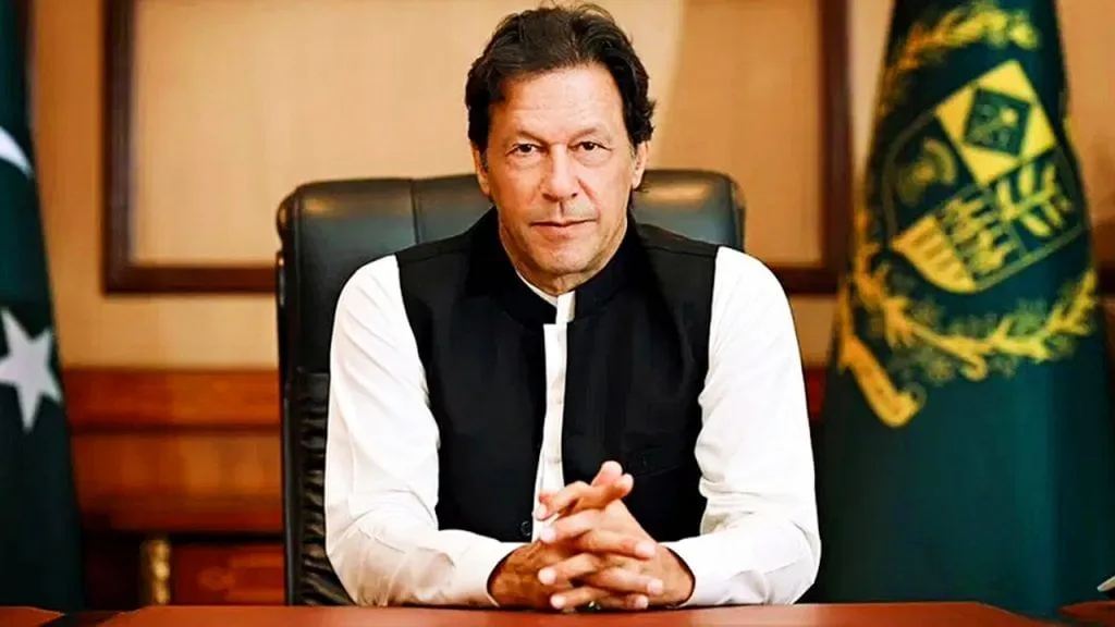 आप तैयार रहिए, मैं जैसे ही सिग्नल दूंगा सारे लोग निकलेंगे…- Imran Khan