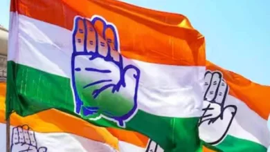 भाजपा छोड़ कांग्रेस में जा रहे नेता, दर्जनों नेता पहुंचे कांग्रेस में