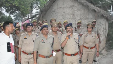 गौकशी के लिए बदनाम गांव नगला गंगी में शातिर अपराधियों के घर पुलिस की दबिश, गौकशी की घटना की पुनरावृत्ति होने पर लगेगा एनएसए: एसएसपी