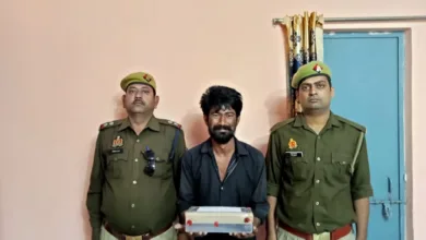 थाना ढोलना पुलिस द्वारा एक वांछित अभियुक्त को किया गिरफ्तार