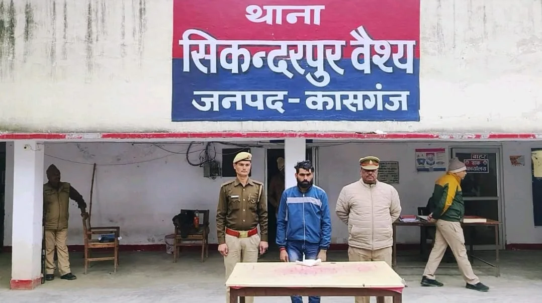 थाना सिकंदरपुर वैश्य पुलिस द्वारा एक वांछित अभियुक्त को किया गिरफ्तार