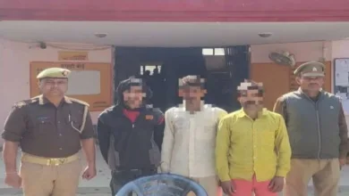 थाना ढोलना पुलिस द्वारा 03 अभियुक्तो को किया गिरफ़्तार