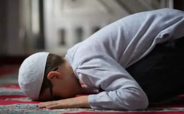 रमजान के पवित्र महीने में पाकिस्तान की मस्जिद में लड़के से दरिंदे ने किया कुकर्म